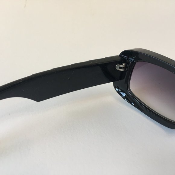 Betbe Women's Sunglasses Black Fashion Polarized Rectangle BE3169 Italy New - Picture 12 of 15